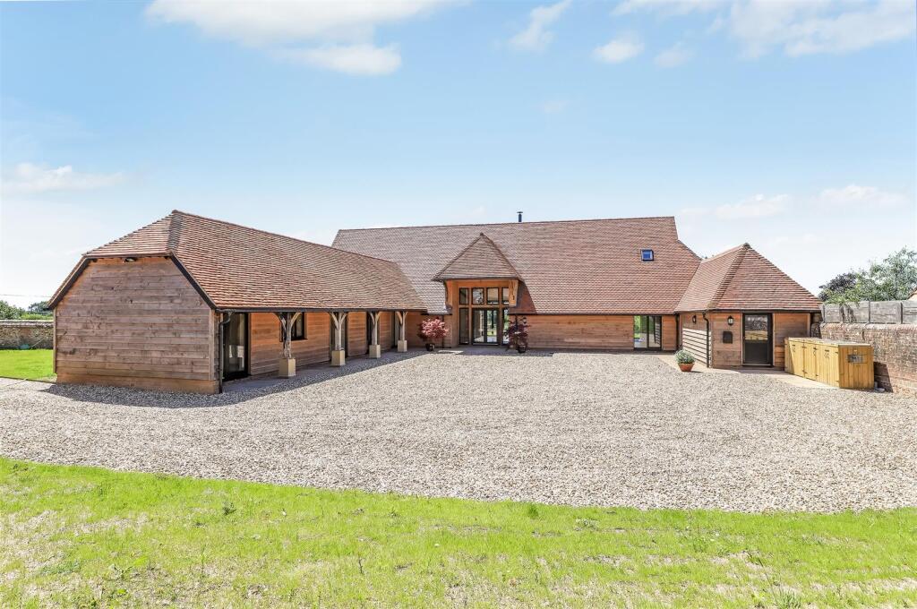 Main image of property: Upper Woodcott Barns
