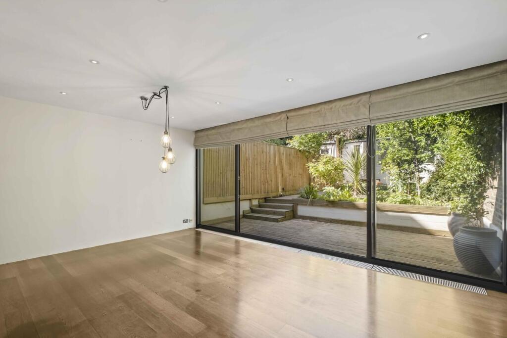 Barclay Road, Fulham - View 3