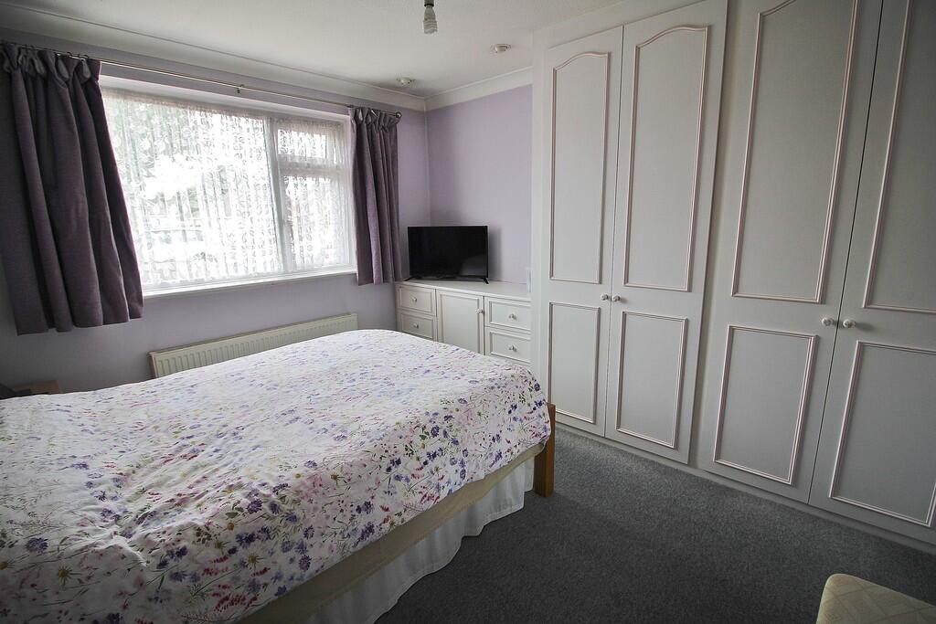 House in Havant, Hampshire - View 5