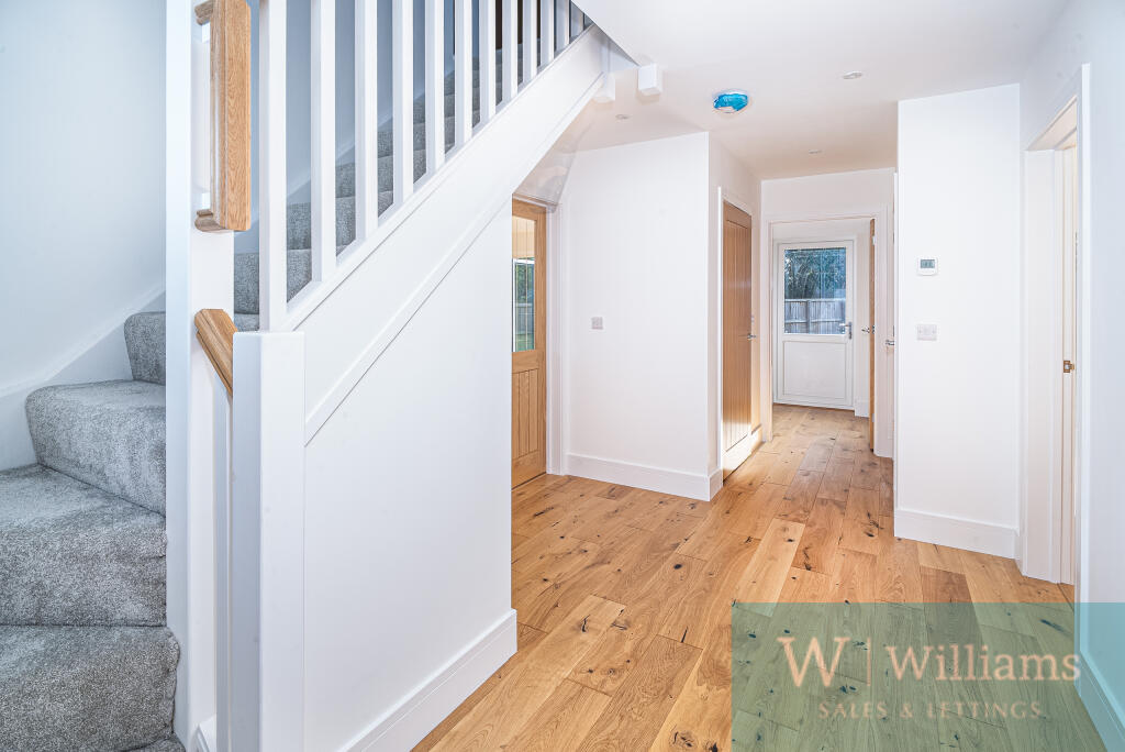 Harwood Close, Wootton Bridge photo 4