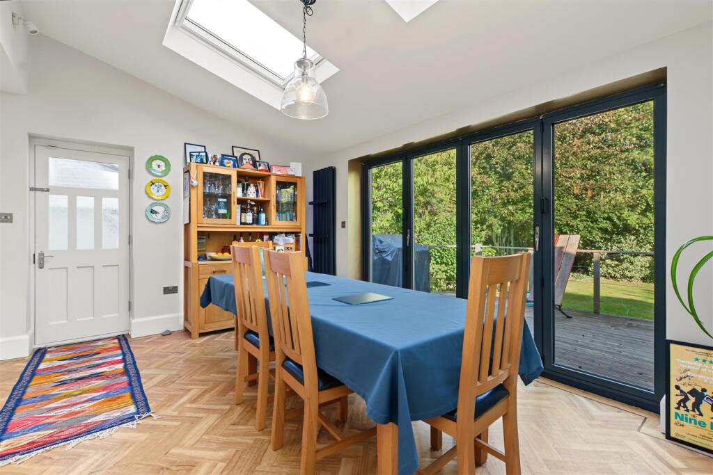 House in Nottingham, Daybrook - View 4