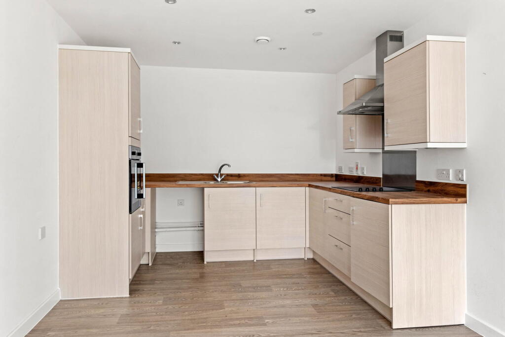 Apartment 58, Crookbarrow View, 3 Gotland Road, Worcester.  WR5 2GN photo 2