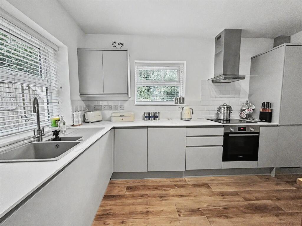 Bellotts Road, Bath