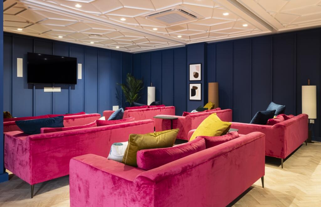 Apartment in Brighton, Queen's Park - View 4