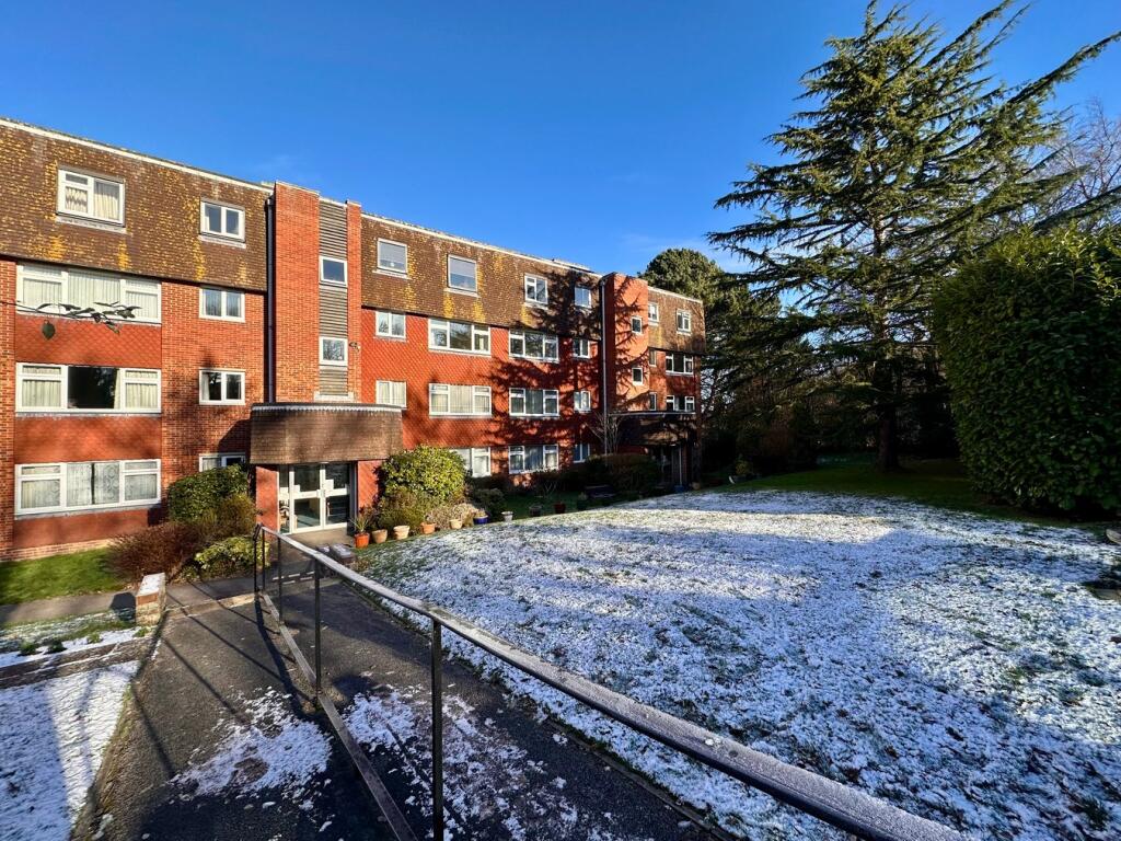 2-bed house on St Marks Close, Bexhill-on-Sea, TN39, £97,000