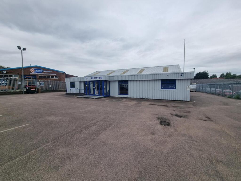 Main image of property: 261 Aylsham Road, Norwich, NR3 2RE