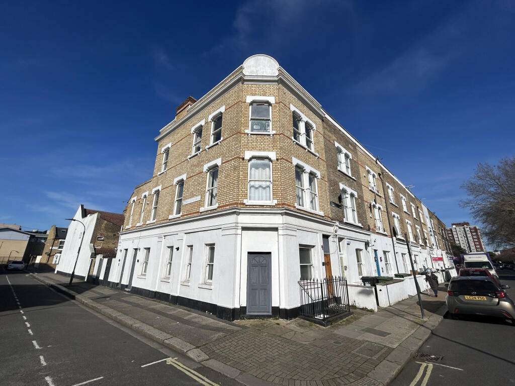6-bed flat on 75 Greyhound Road, Fulham, London, W6, £1,450,000