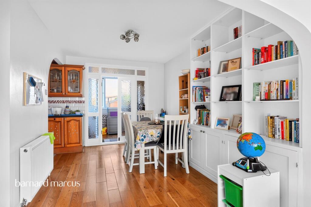House in London - View 4