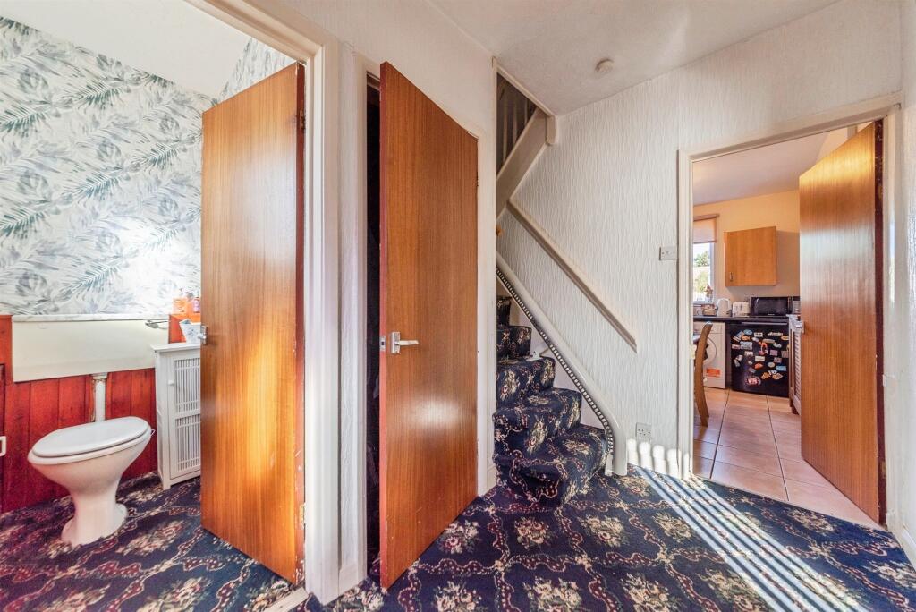 House in Nottingham - View 5
