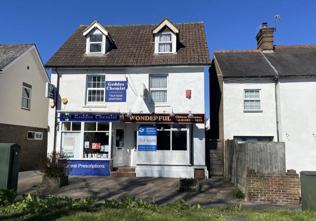 Main image of property: 213 Three Bridges Road, Three Bridges, Crawley, RH10 1LG