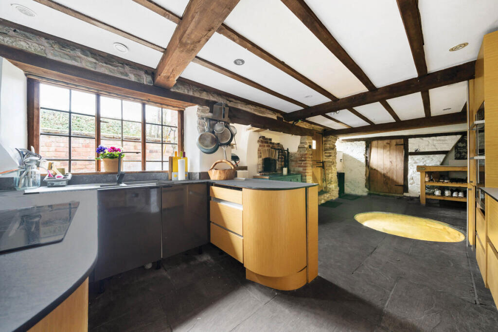 House in Shrewsbury - View 2