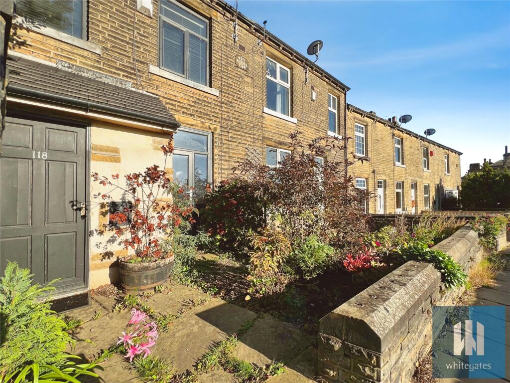 2-bed terraced on Lightcliffe Road, Brighouse, HD6, £155,000