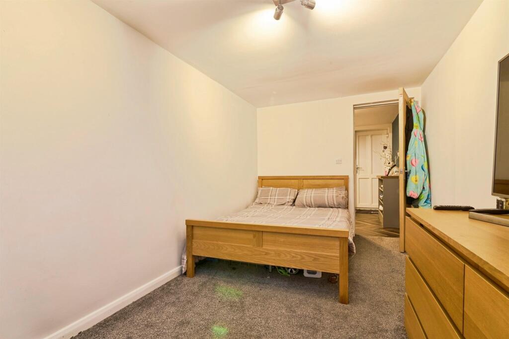 Additional image 9 of Longhouse Drive, Denholme, Bradford