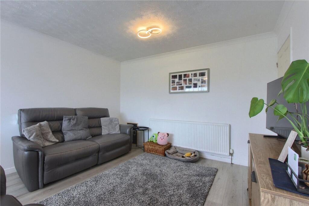 Wells Close, Middlesbrough, TS6 photo 4