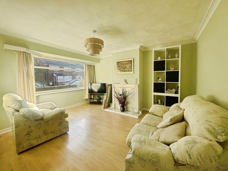 Burns Avenue, Bury photo 3
