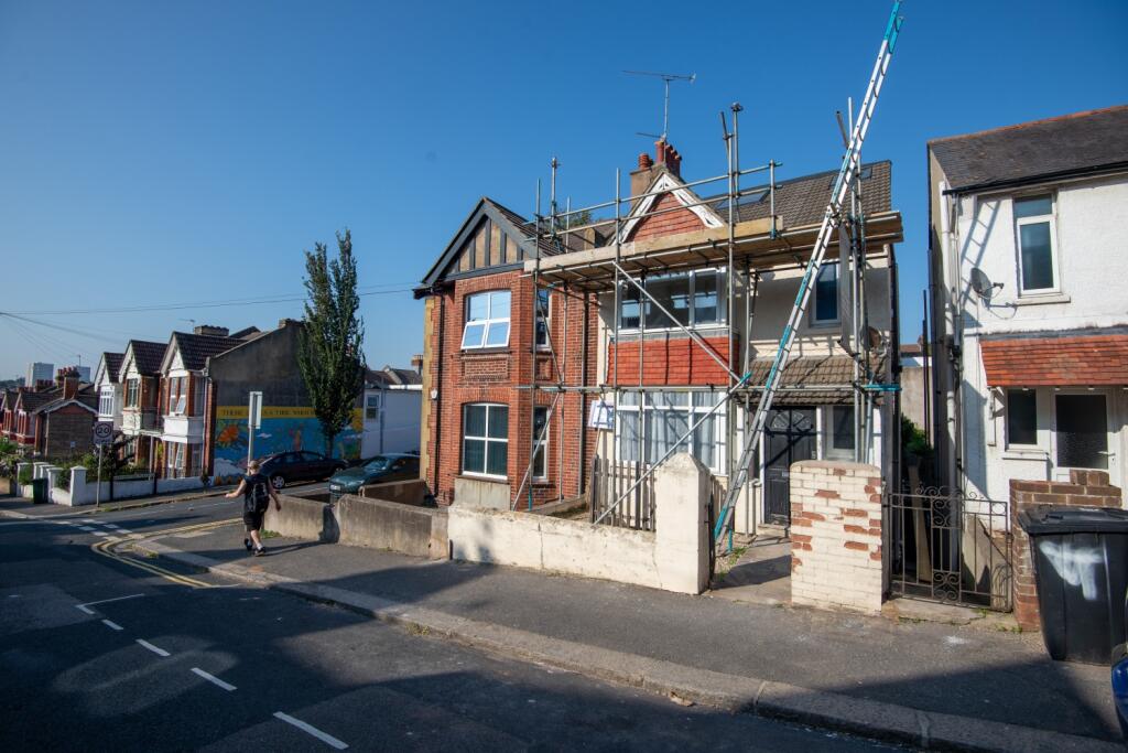 House in Brighton - View 5