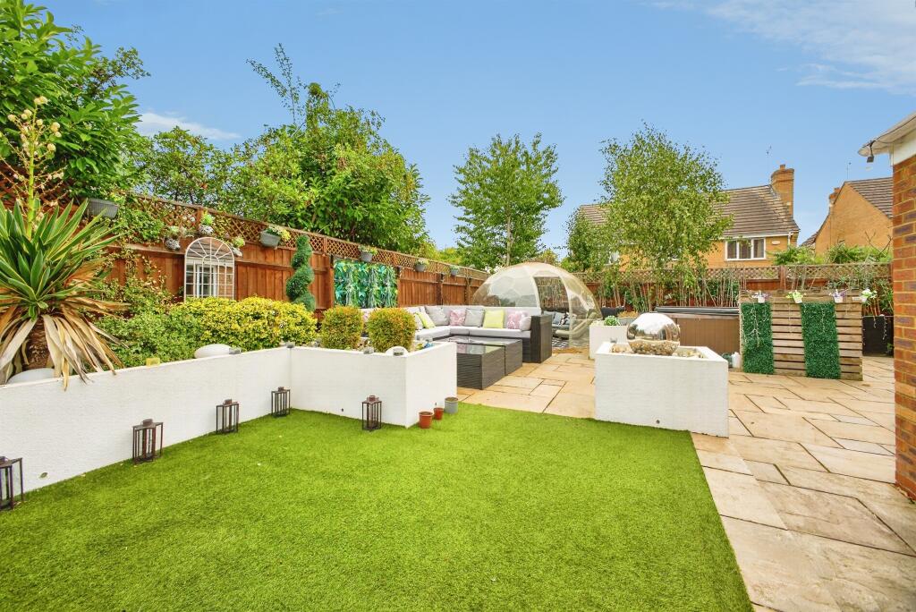 House in Northampton - View 4