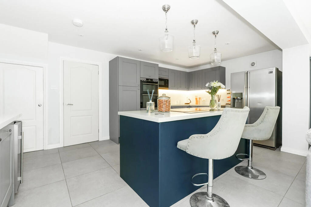 24, Harcroft Avenue, Douglas photo 4