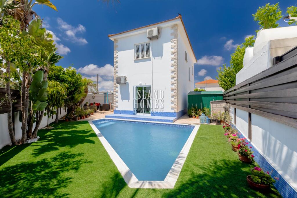 Main image of property: Frenaros