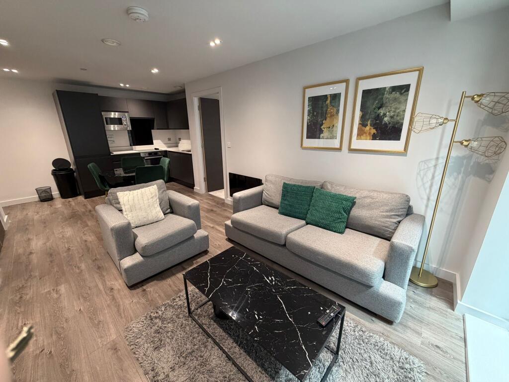 Main image of property: One Park Lane, L1
