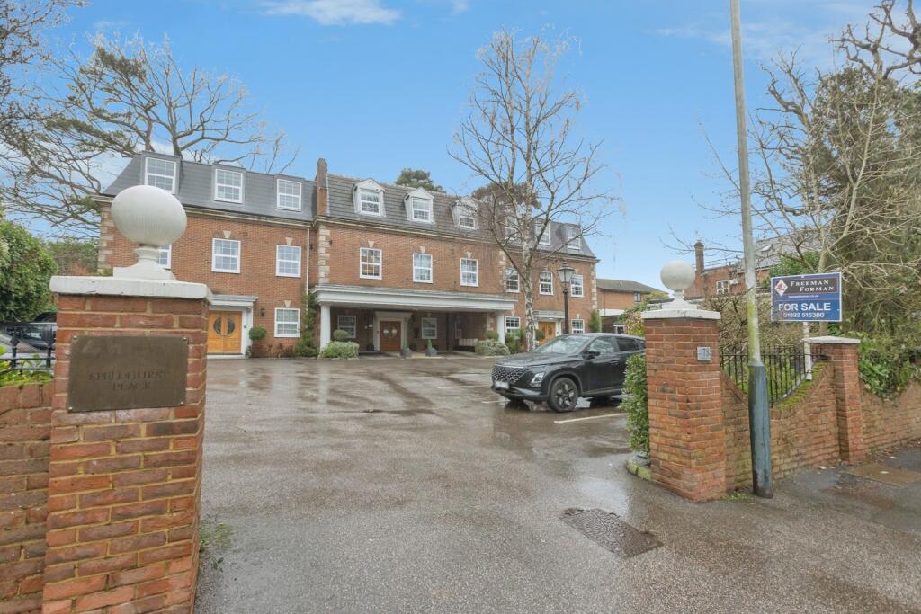 Main image of property: Speldhurst Road, Tunbridge Wells, Kent, TN4