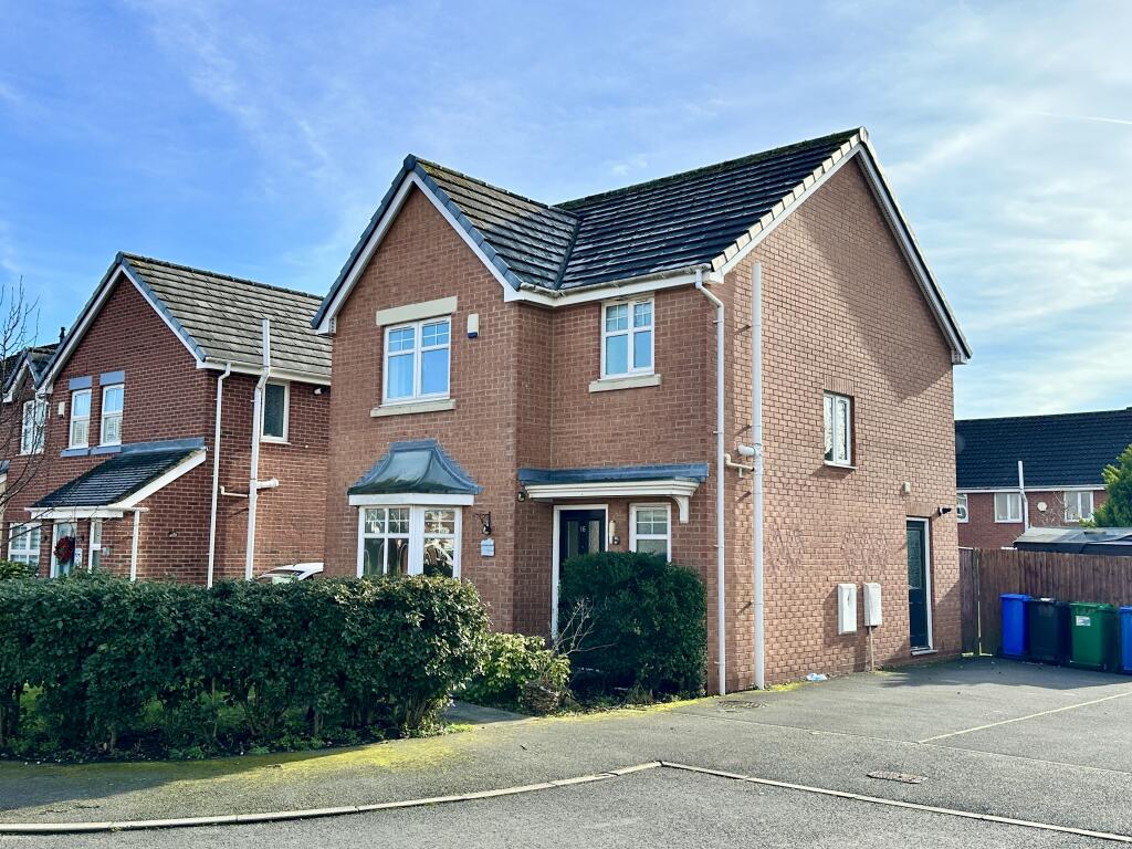3-bed detached on Hornchurch Drive, Warrington, WA5, £280,000