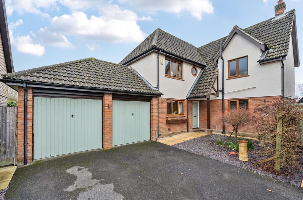 Main image of property: Caysers Croft, East Peckham, TN12