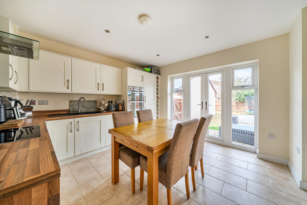 House in Thornbury, Upper Morton - View 4