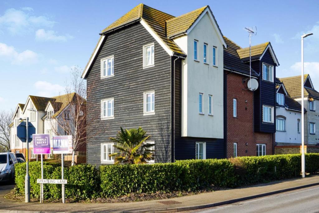 Main image of property: Spratling Lane, Manston, CT12