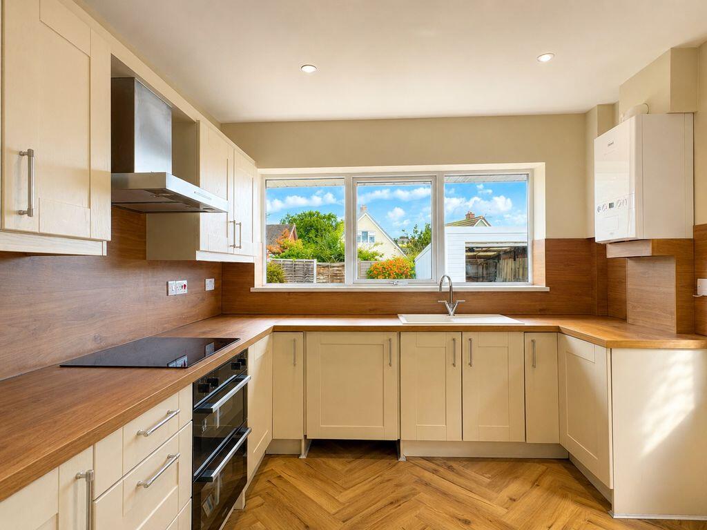 Highfields Road, Burntwood, WS7 4QT photo 4