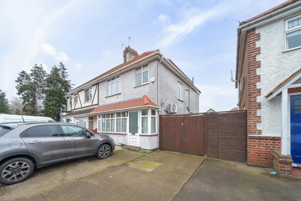 Main image of property: Station Road, Langley, Slough, Berkshire, SL3