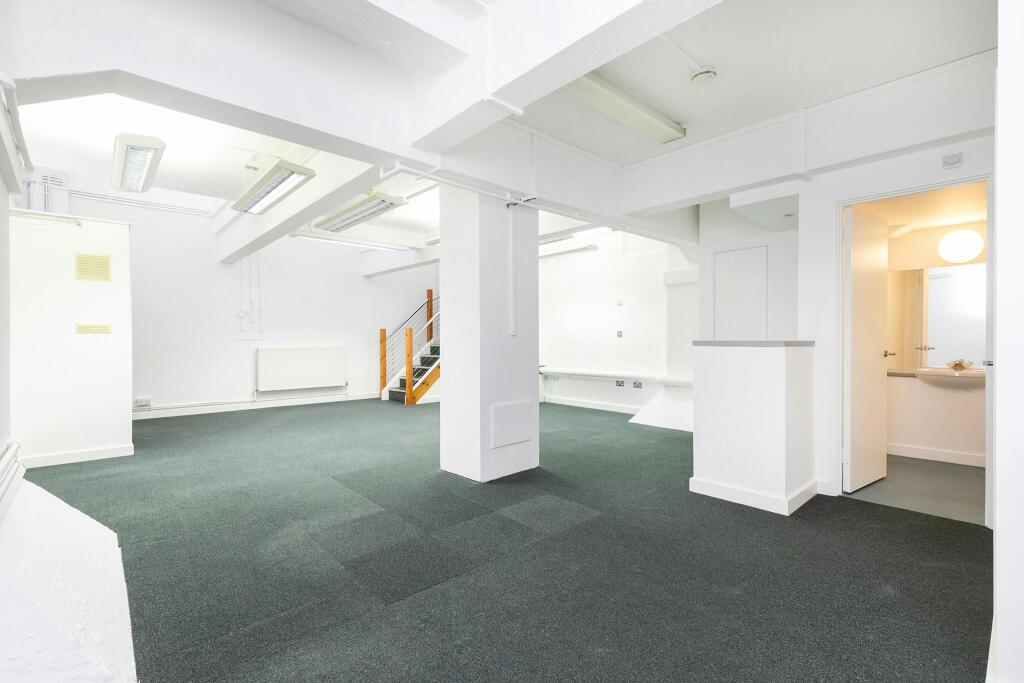 222 Kingsland Road 14.jpg