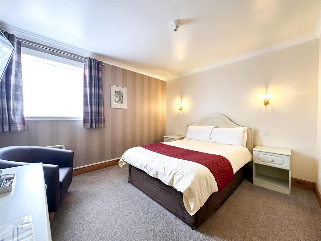 House in Paisley - View 5