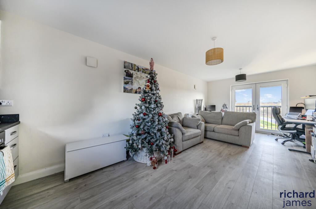 Priestley House, Beckett Strand, Wichelstowe, SN1 photo 3