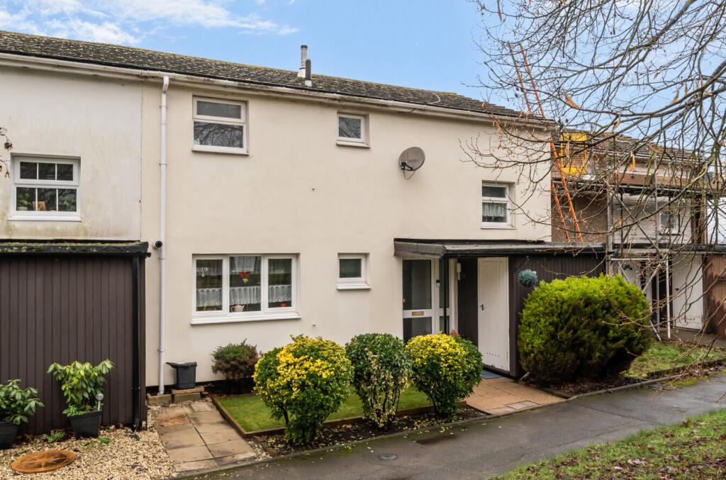 Main image of property: Fountains Garth, Bracknell, Berkshire, RG12