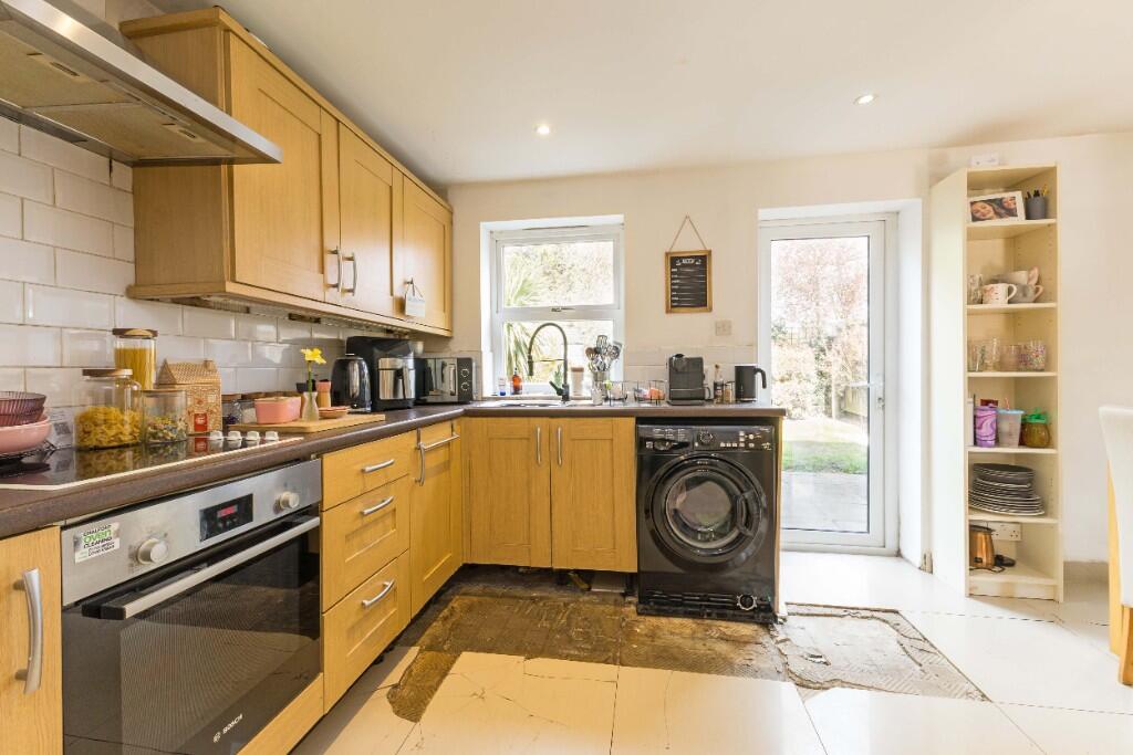 Nine Acres, Cippenham photo 3