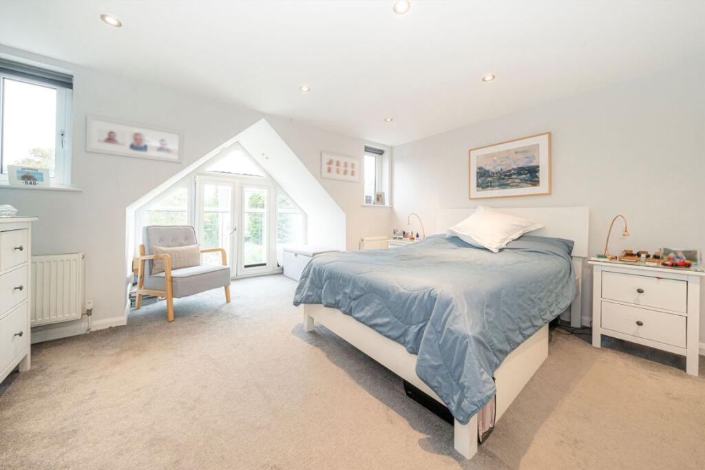 House in Kingston upon Thames - View 5