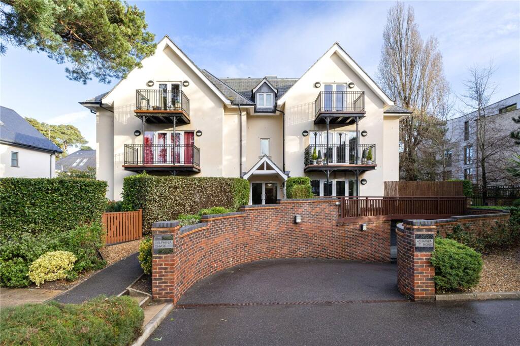 Main image of property: Haven Road, Poole, Dorset, BH13