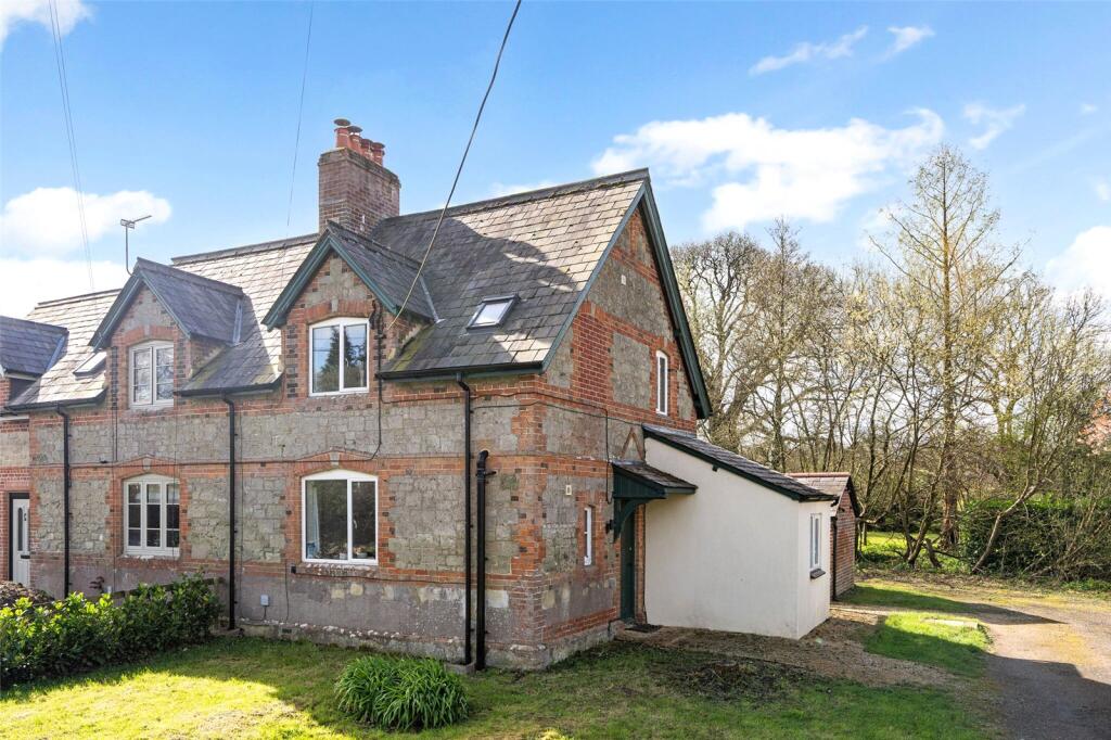 Main image of property: Motcombe, Shaftesbury, SP7