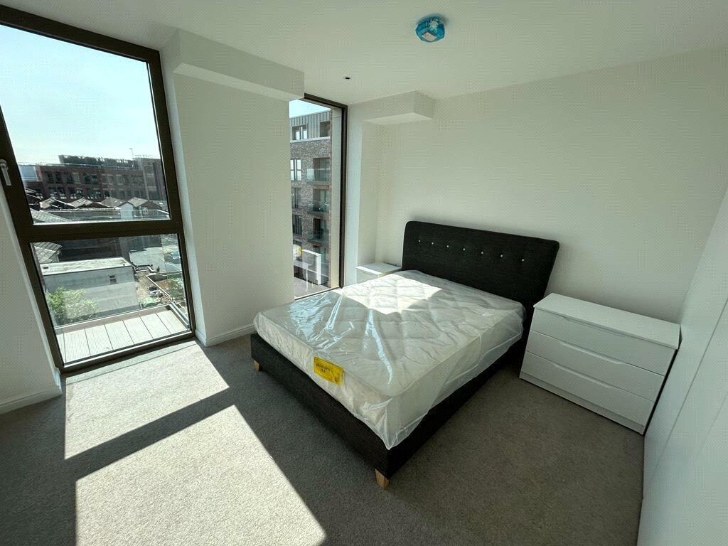 Apartment in Warrington - View 5