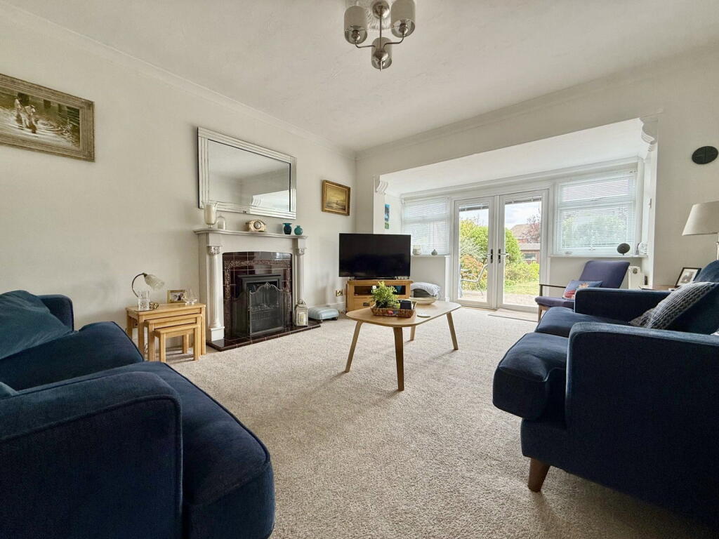 House in Gloucester - View 2