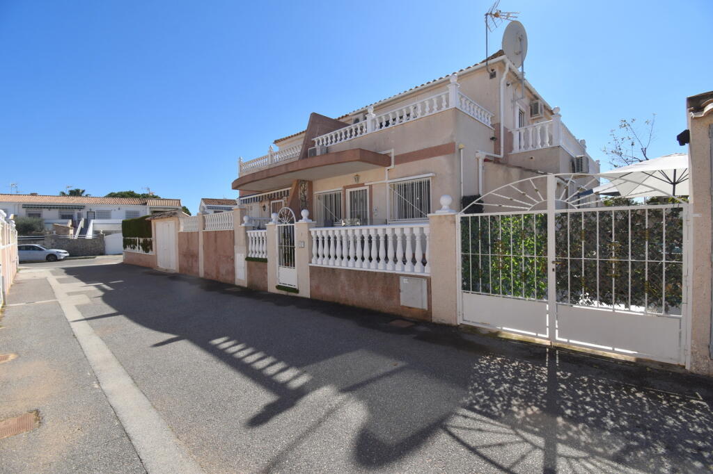 Main image of property: Valencia, Alicante