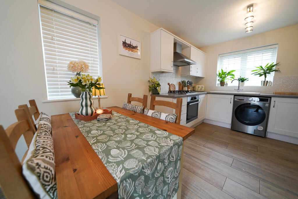 Lovett Crescent, Mountsorrel, Loughborough, Leicestershire - View 6