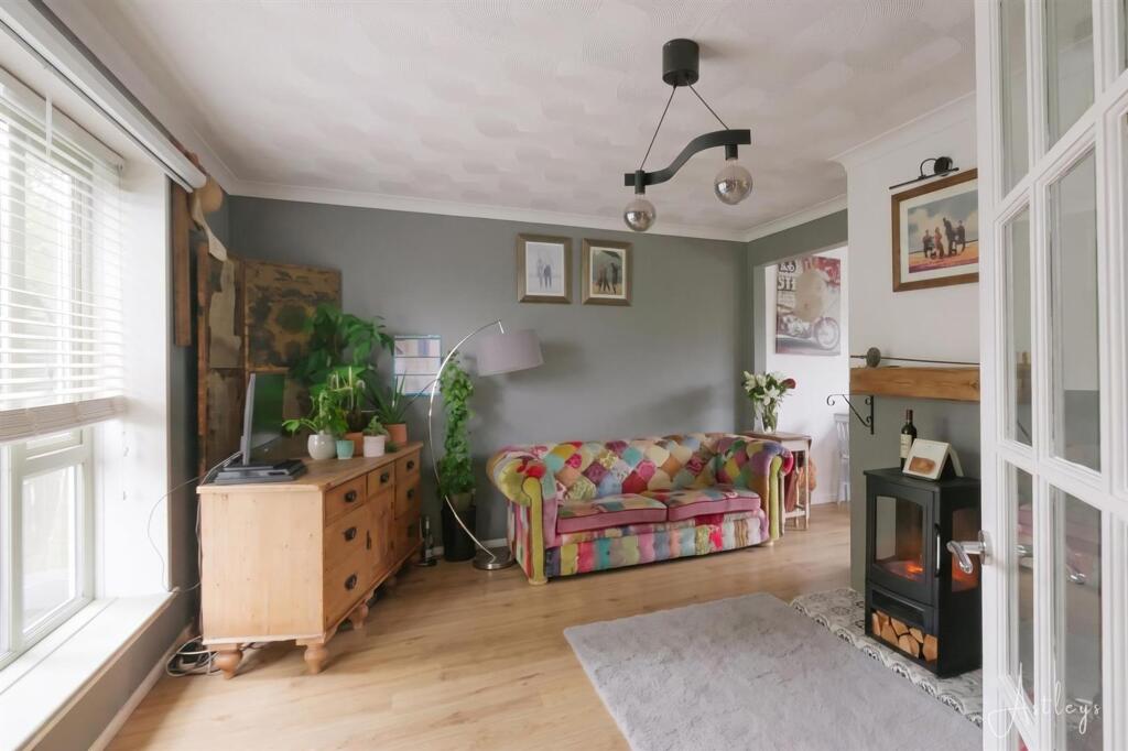 House in Swansea - More