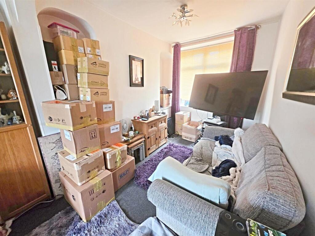 House in Ferndale, Blaenllechau - View 2