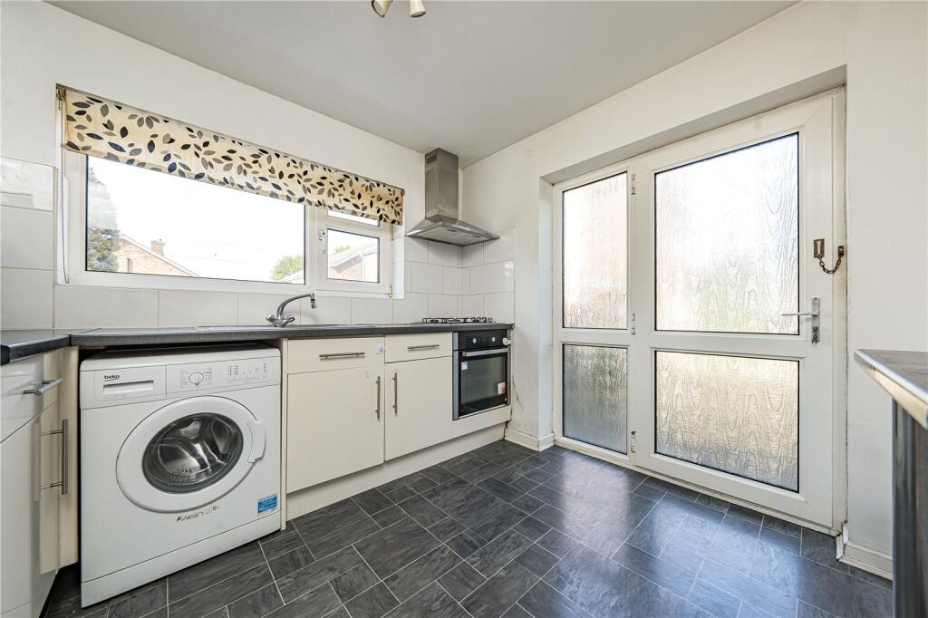 Apartment in New Malden - View 5
