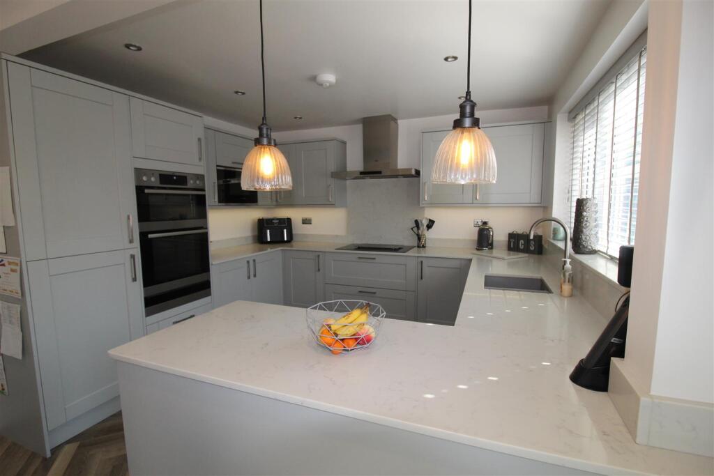 House in Bolton, Middlebrook, Horwich - View 4