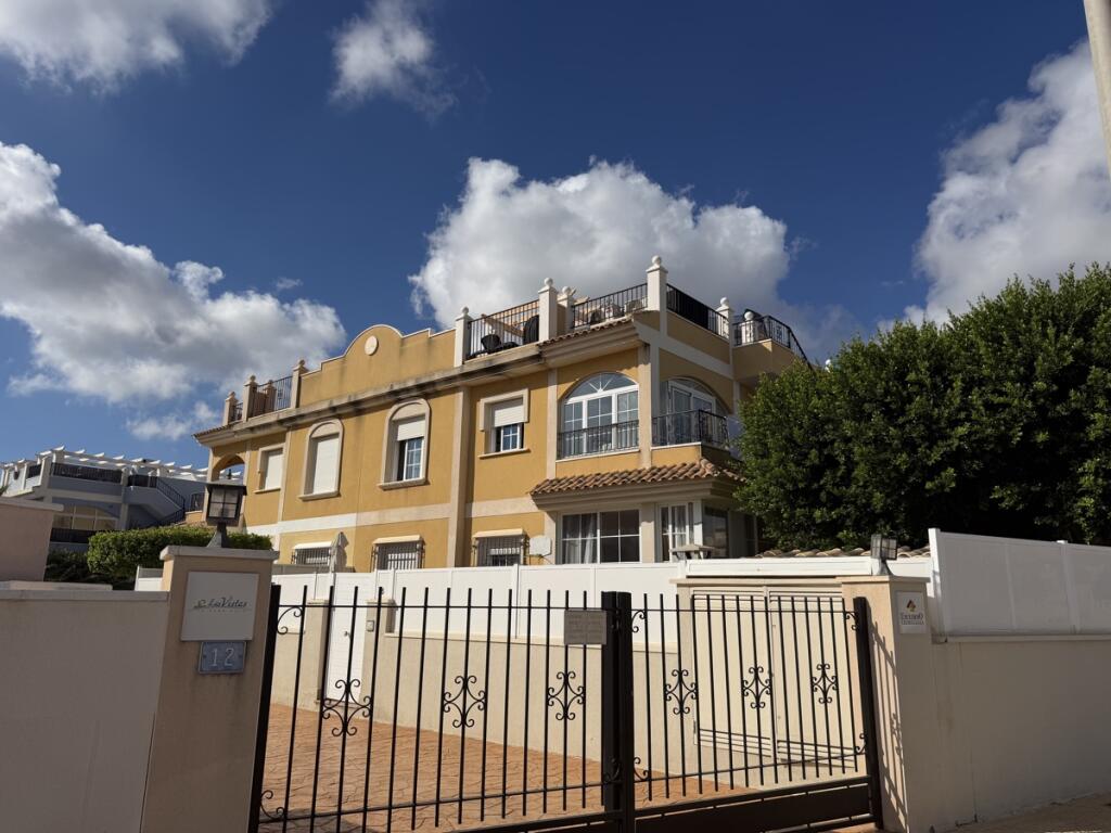 Main image of property: Valencia, Alicante, Cabo Roig
