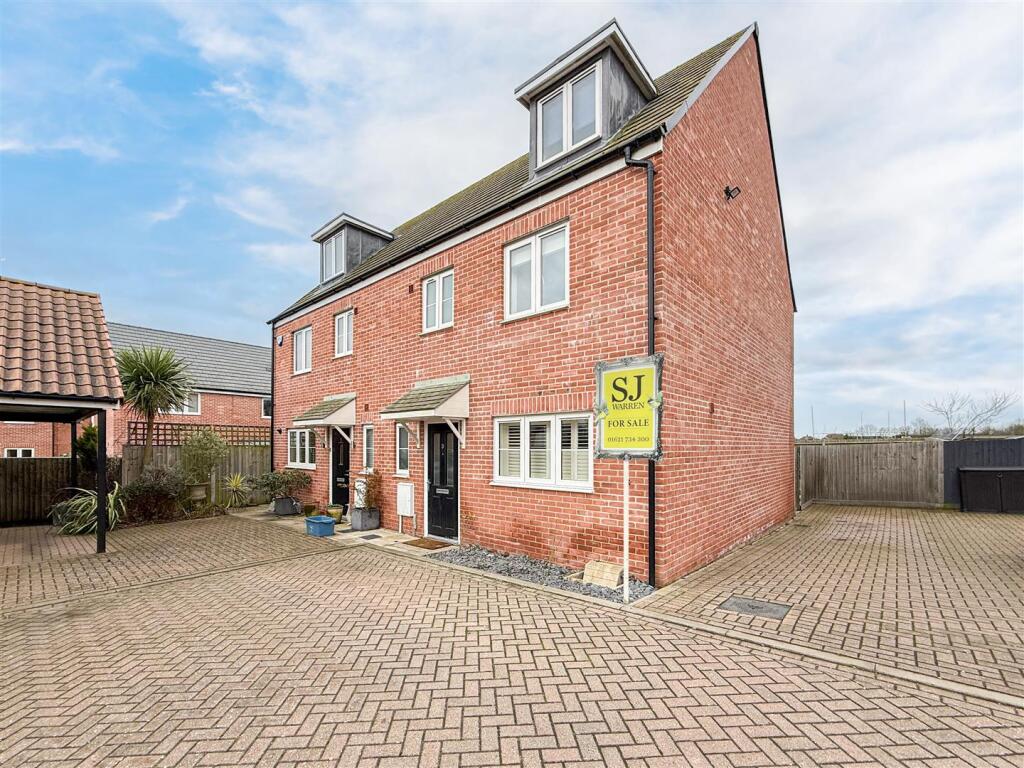 Main image of property: Pond View, Burnham-On-Crouch