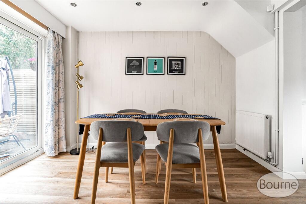 House in Guildford, Surrey - View 3